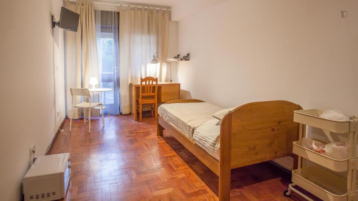 Residencia Laranjeira Hostel Porto Buitenkant foto